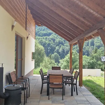 Chalet Mytho 1 *